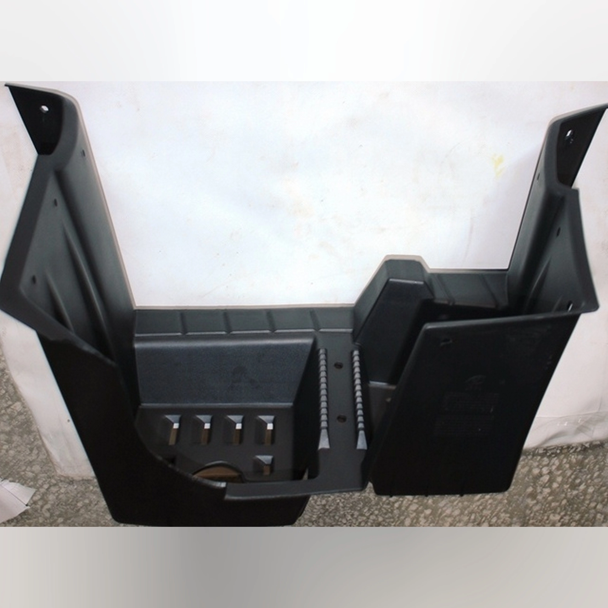 ARORA ATV-HUNTER SAĞ BASAMAK PLASTİĞİ #ATV-HUNTER 035